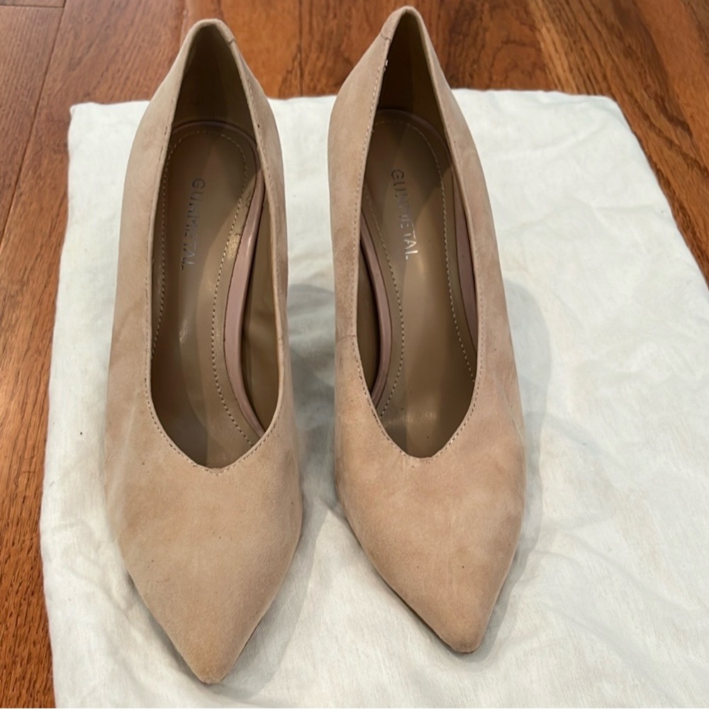 Gunmetal Vanna Nude Suede Heels Size 8.5